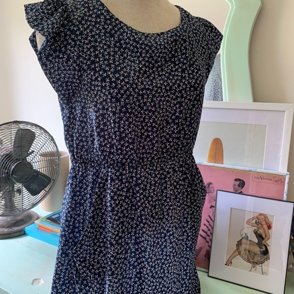 5/$25 Zara Basics Floral blue dress with pockets - Picture 10 of 13
